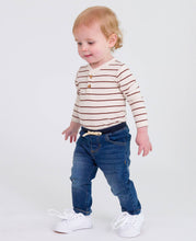Load image into Gallery viewer, Boys Medium Wash Pull-on Jeans