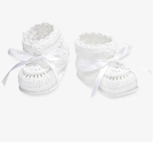 Load image into Gallery viewer, White Crochet Booties by Elegant Baby
