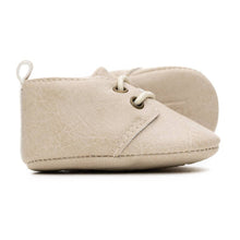 Load image into Gallery viewer, Boys Tan Shoe
